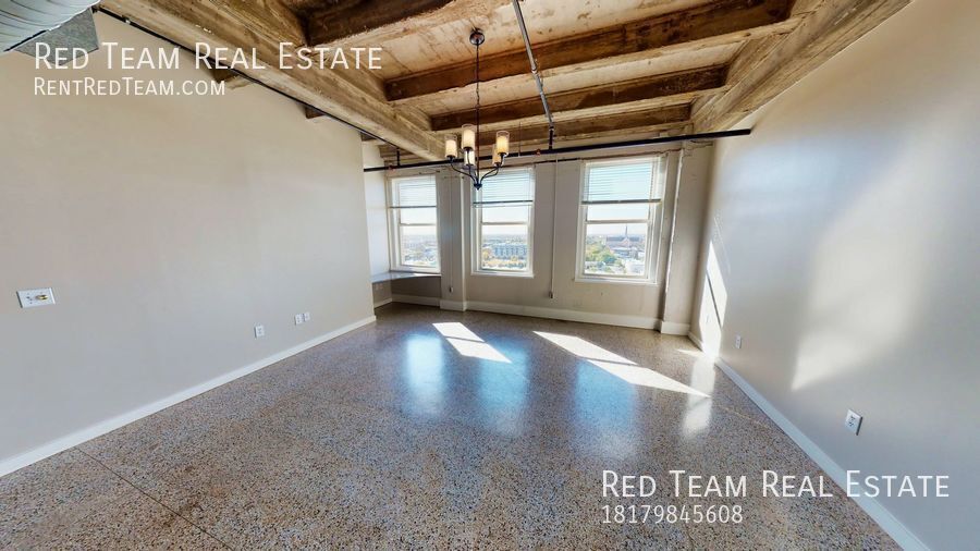 High Rise Views - Historic Charm property image