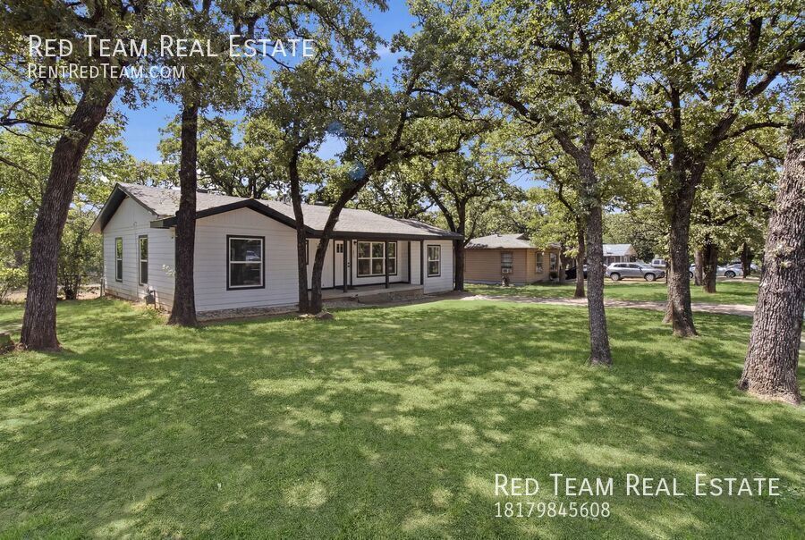 800 Winnie St. property image