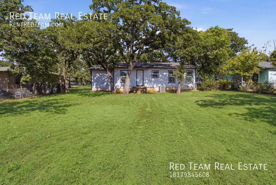800 Winnie St. property image