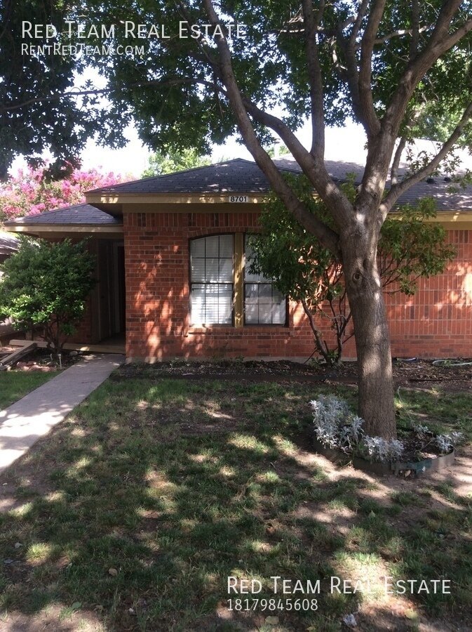Darling 3-2 Duplex in Frisco! property image