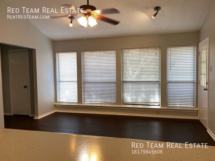 Darling 3-2 Duplex in Frisco! property image