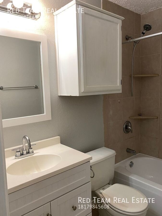Darling 3-2 Duplex in Frisco! property image