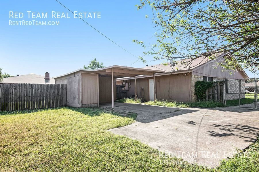 Updated 2 Bedroom, 2 Bathroom Duplex in North Richland Hills property image