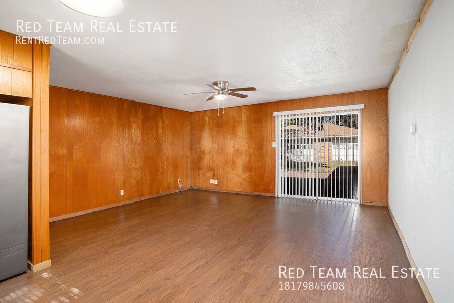 Great 3 Bedroom with Detached Workshop and we will do the Lawn! property image