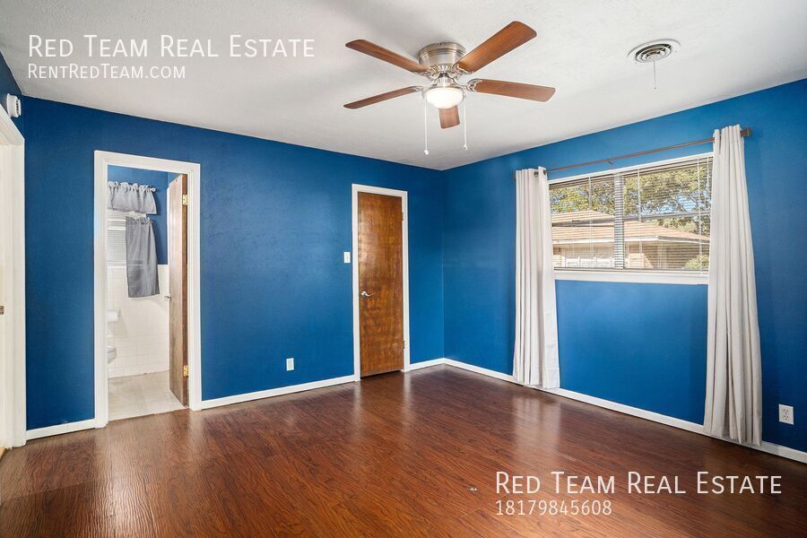 Great 3 Bedroom with Detached Workshop and we will do the Lawn! property image