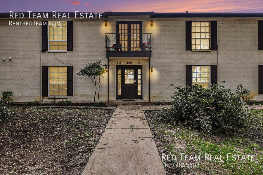 Elegant Three Bedroom Unit across from Ridglea Country Club property image