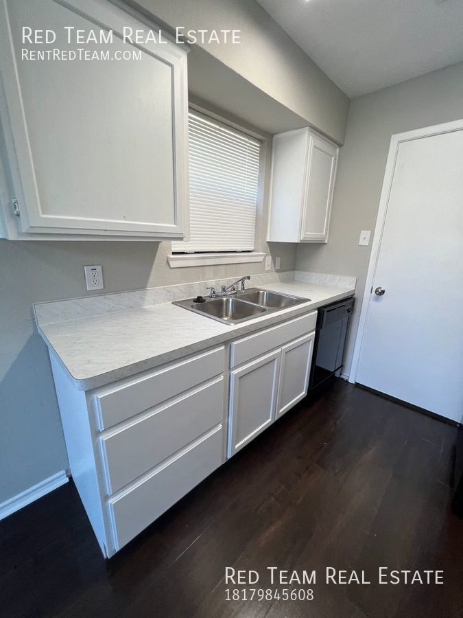 2 Bedroom Apartment Near General Motors property image