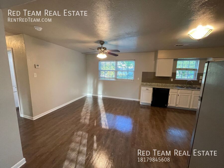 Burleson Gem - Near everything! property image