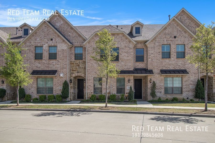 Convenience, Style, and Location - Windhaven Crossings Townhome property image