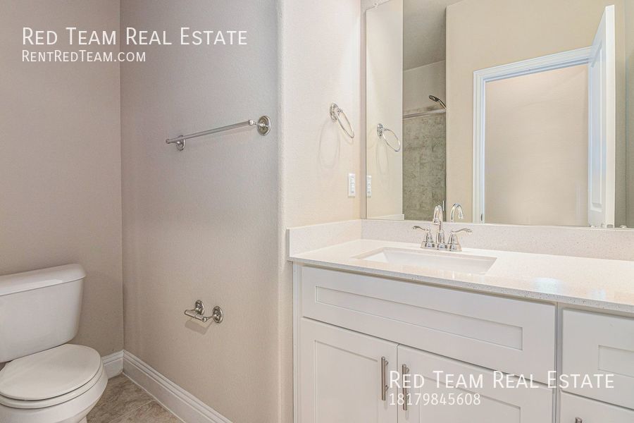 Convenience, Style, and Location - Windhaven Crossings Townhome property image