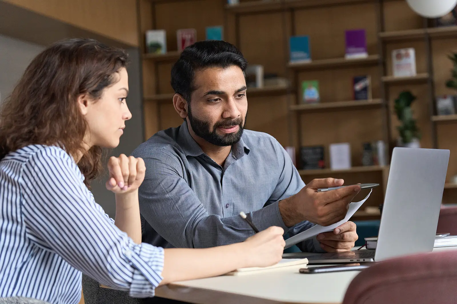 Lease Renewals and Extensions in Dallas: Tips for Smooth Tenant Transitions